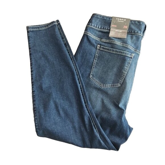 Torrid Jeans Women's 20R Super Soft High Rise Jegging Dark Wash New With Tags - Picture 15 of 16